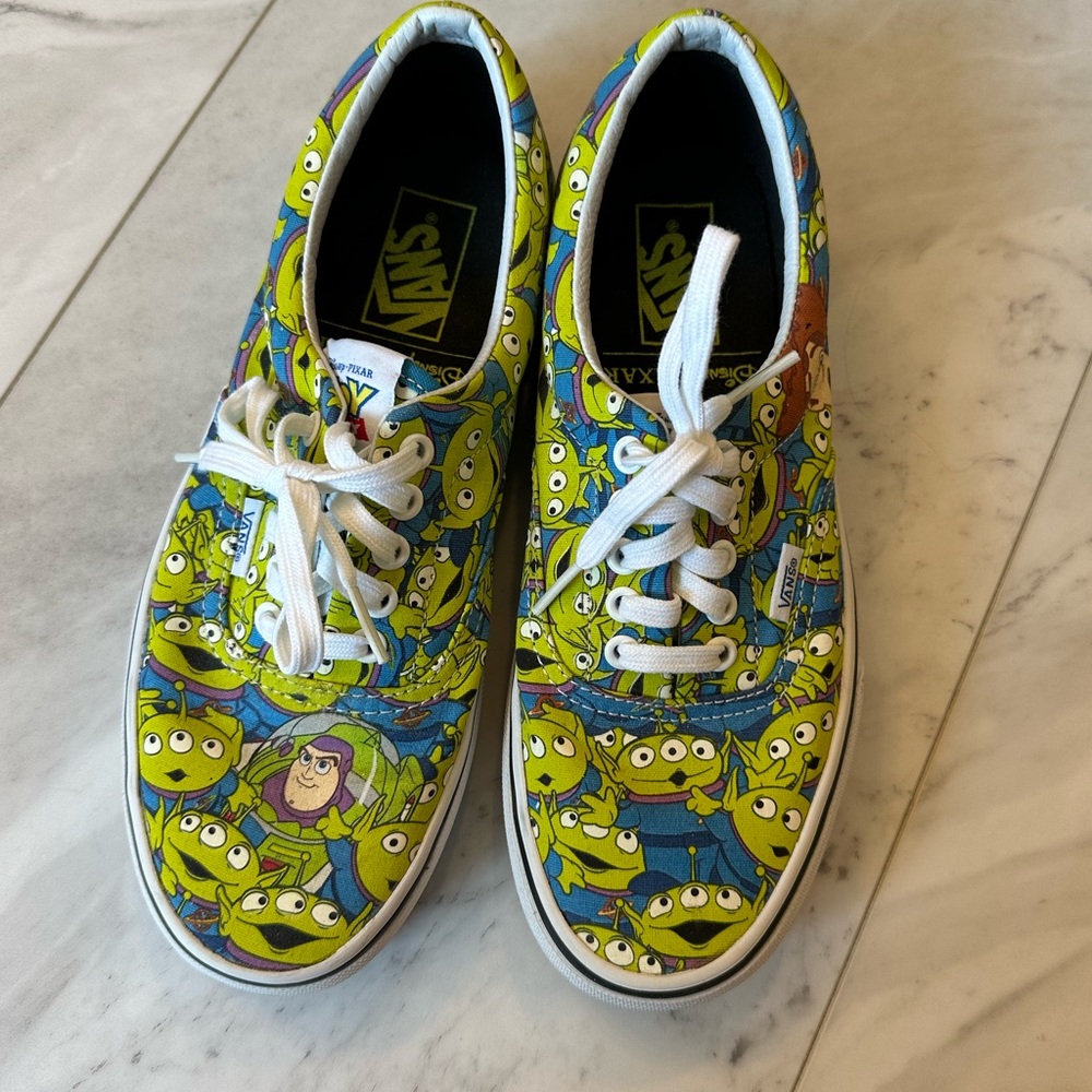 Vans Disney Pixar Toy Story Alien sneakers men’s 7.5/women’s 9